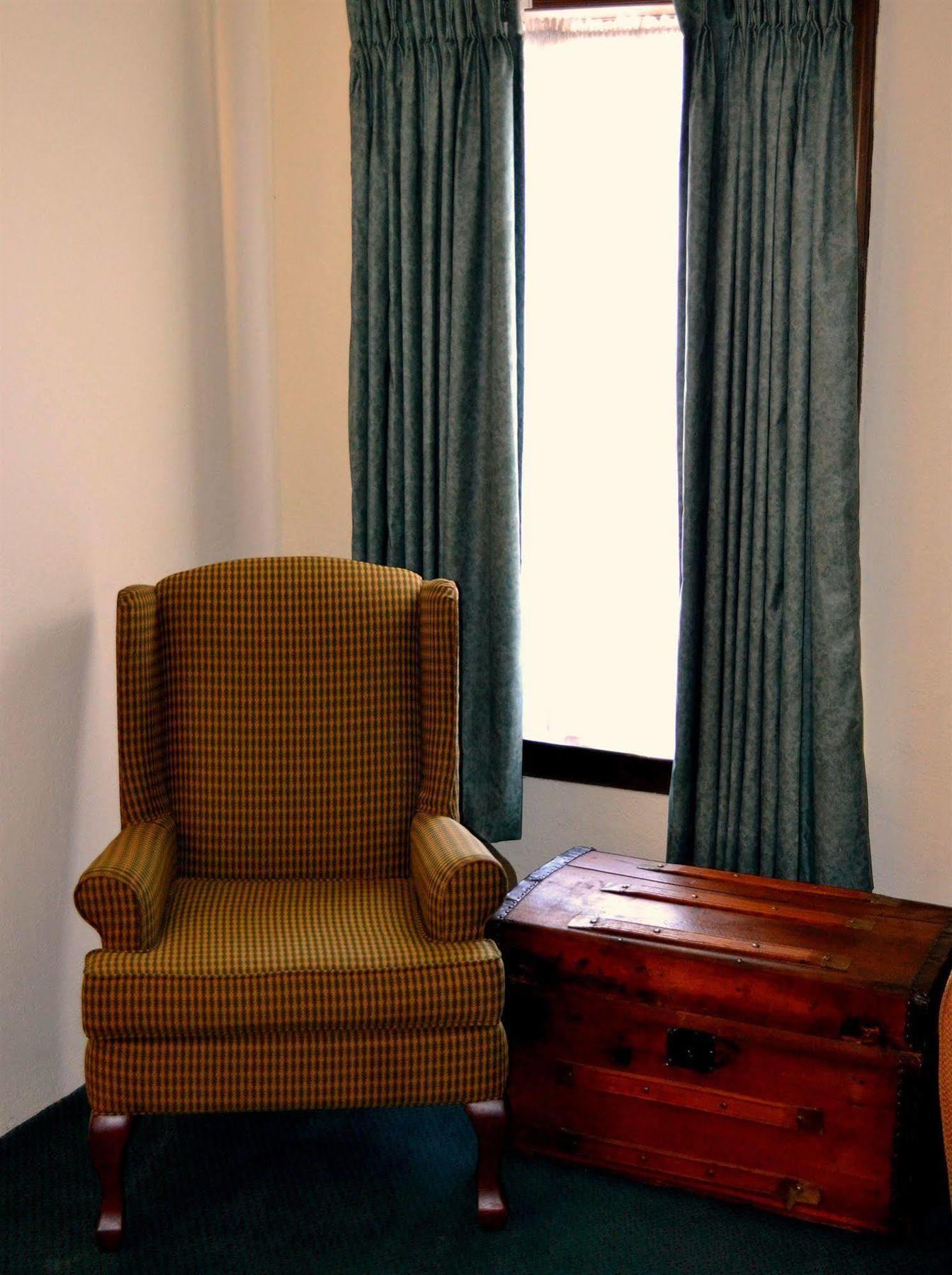 The Write Inn Hotel Oak Park Luaran gambar