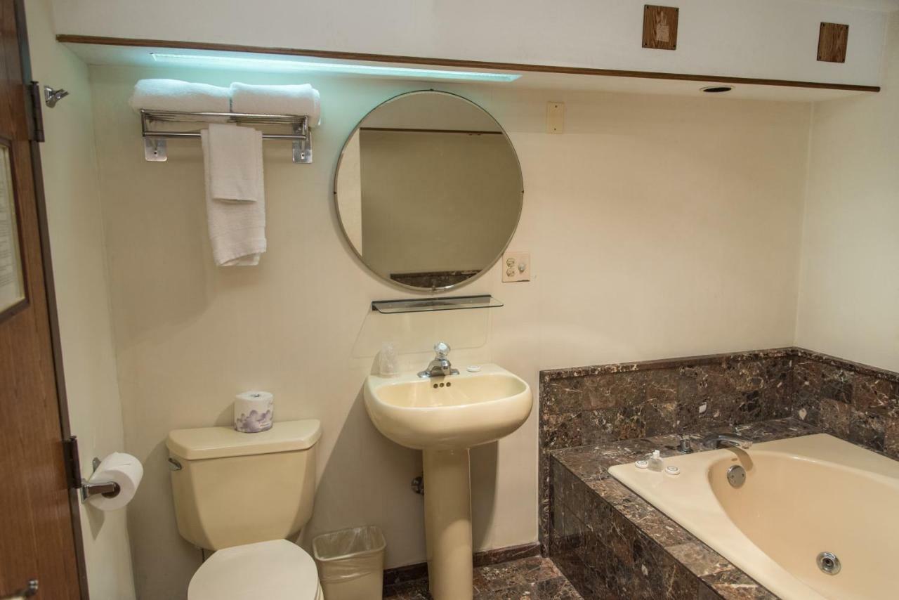 The Write Inn Hotel Oak Park Luaran gambar